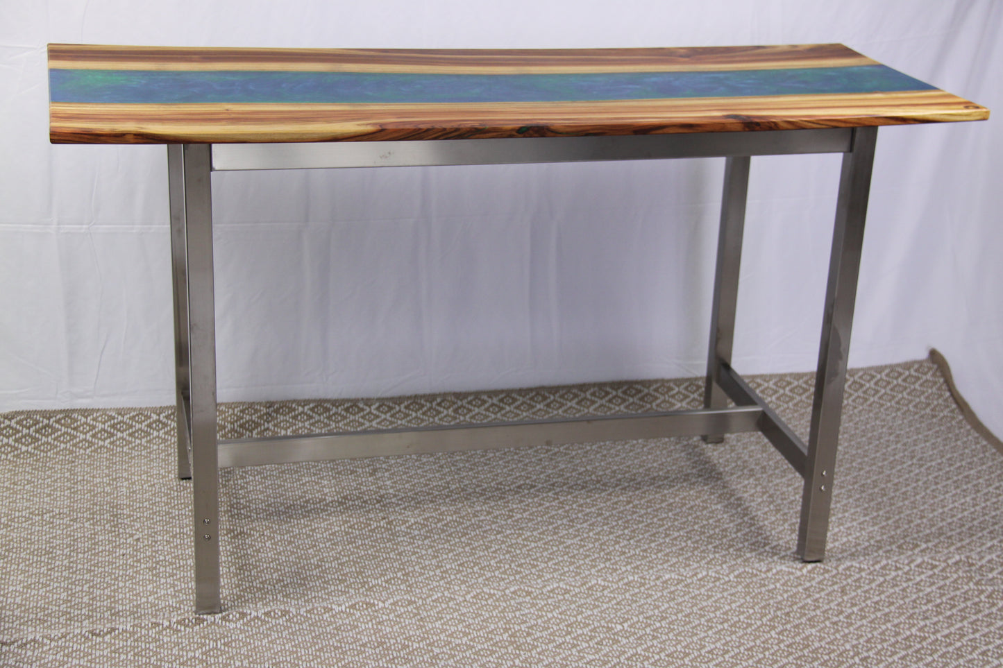 Bar Table