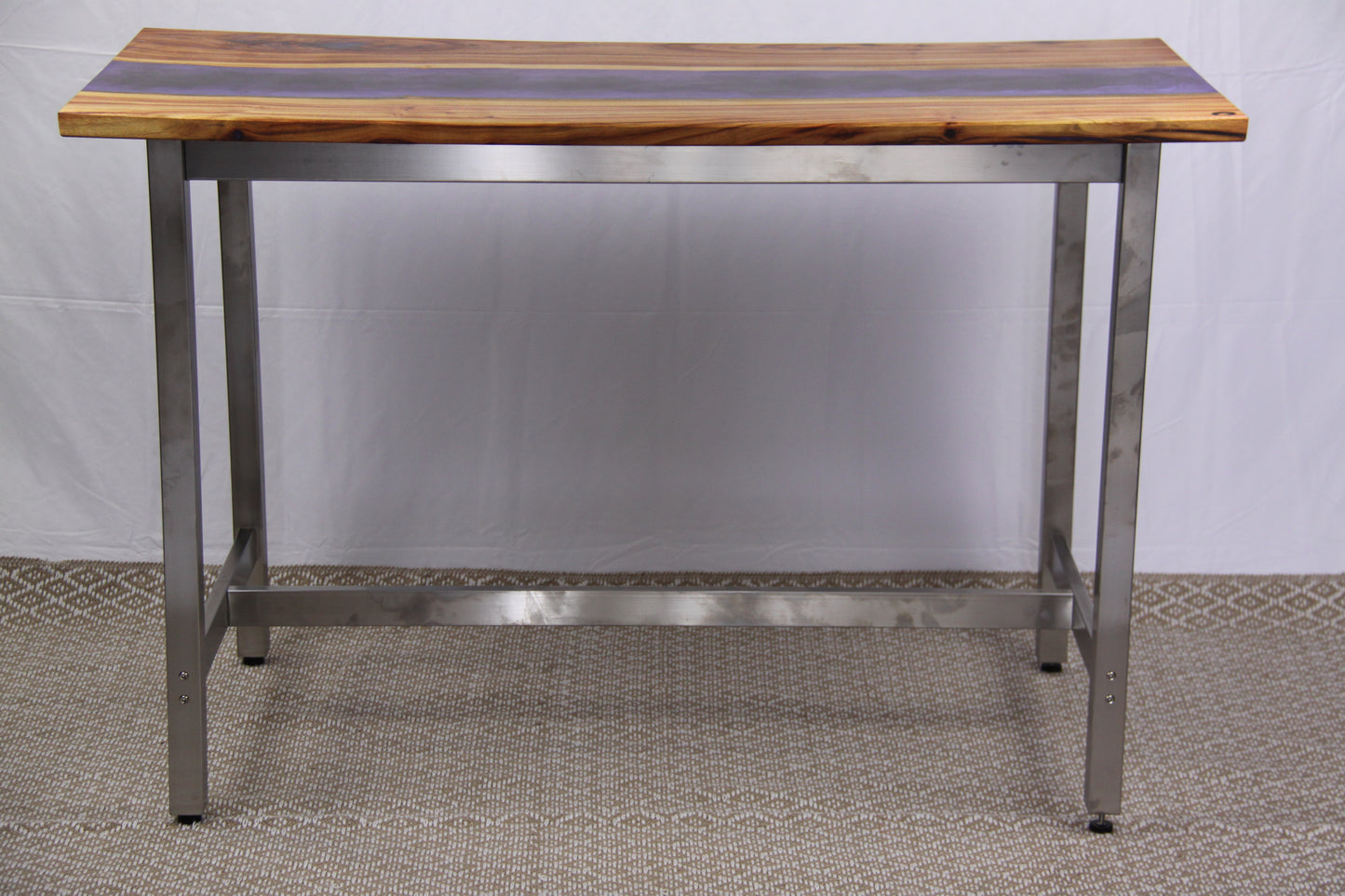 Bar Table